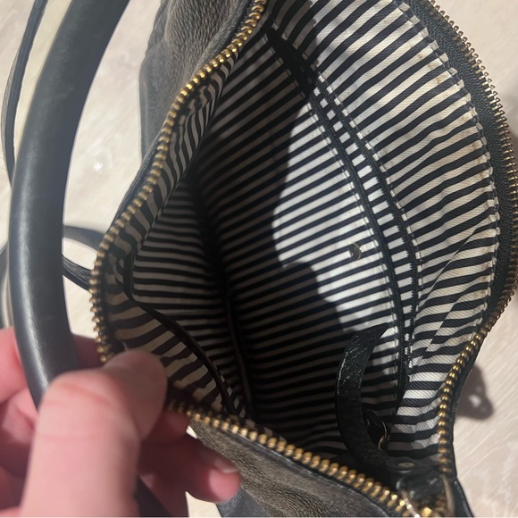 Kate Spade Crossbody - Picture 4 of 5